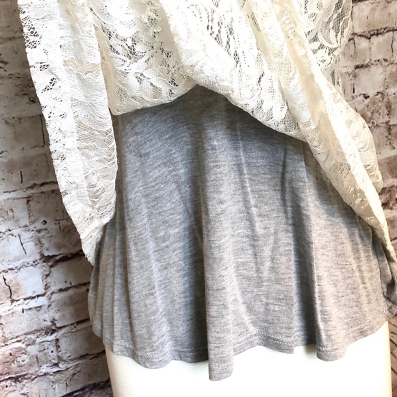 Forever 21 Razor Back Lace Top - Picture 3 of 7